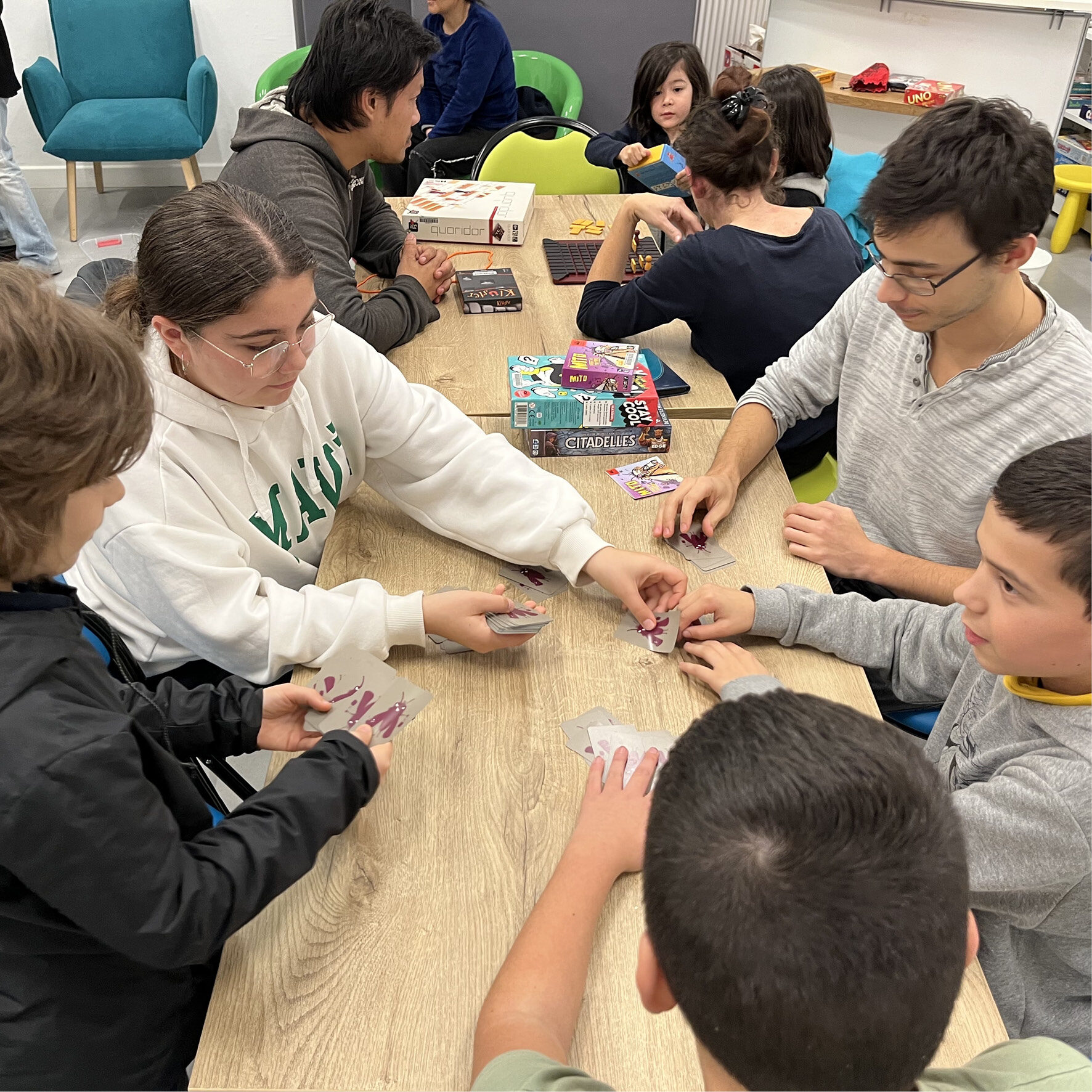 jeux société à la bibliothèque