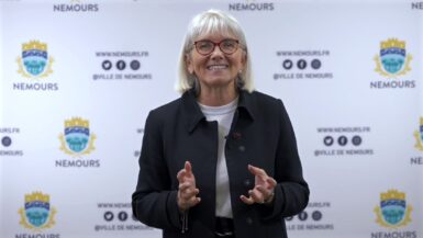 la maire de Nemours présentant ses voeux pour l'année 2025